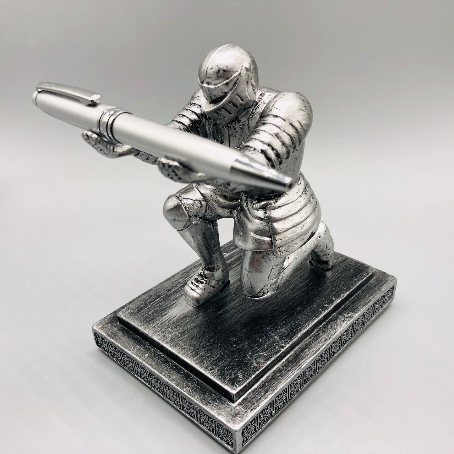 Knight Pen Holder