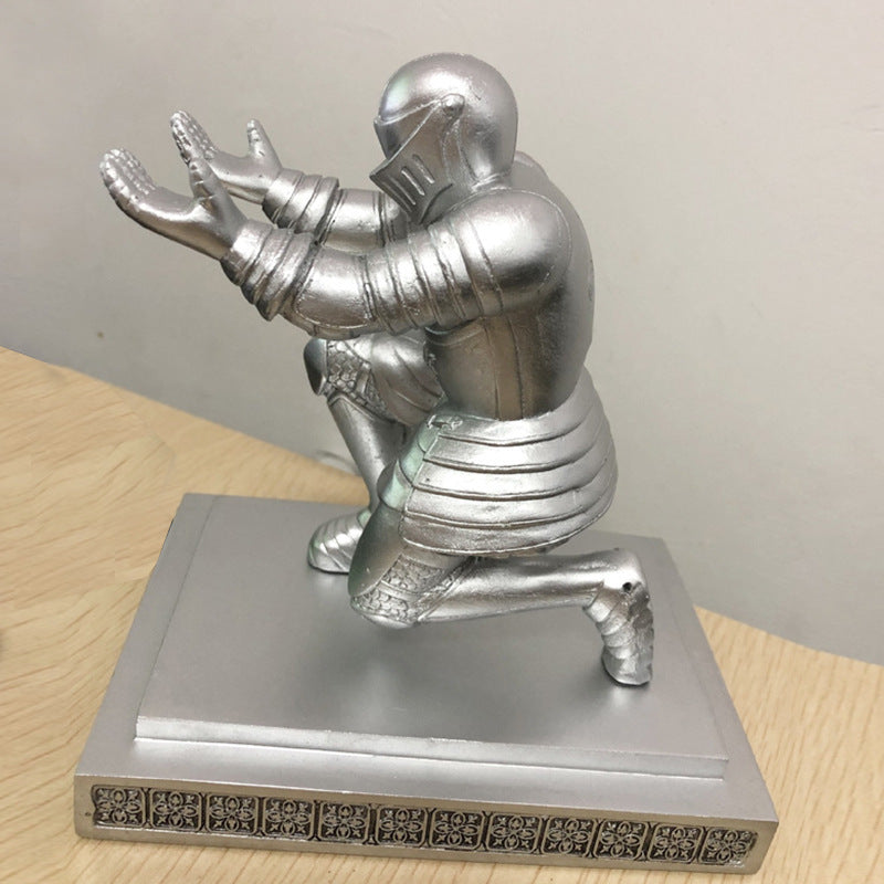 Knight Pen Holder