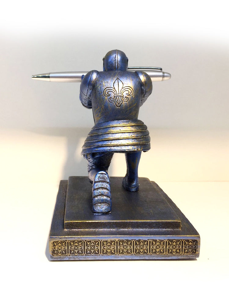 Knight Pen Holder